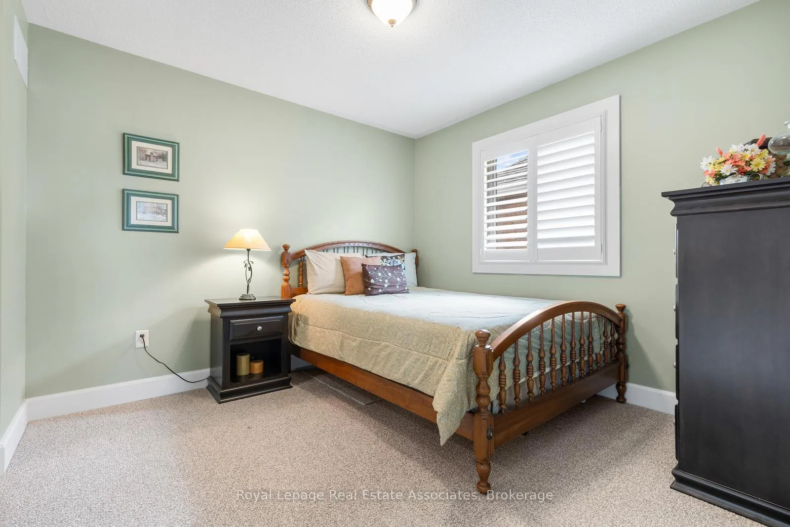 Photo 29 of 1818 Bridlington Court, Mississauga, Meadowvale Village — HOMEH