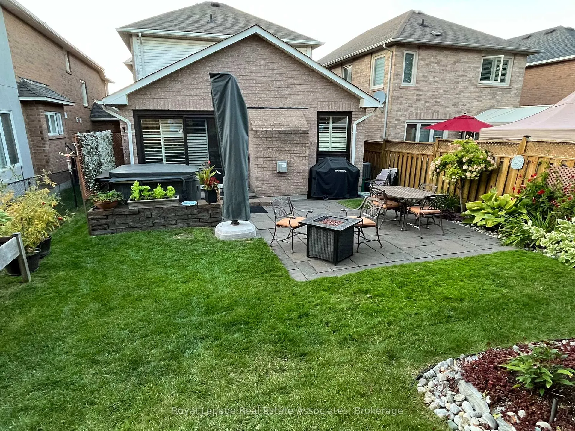Photo 45 of 1818 Bridlington Court, Mississauga, Meadowvale Village — HOMEH