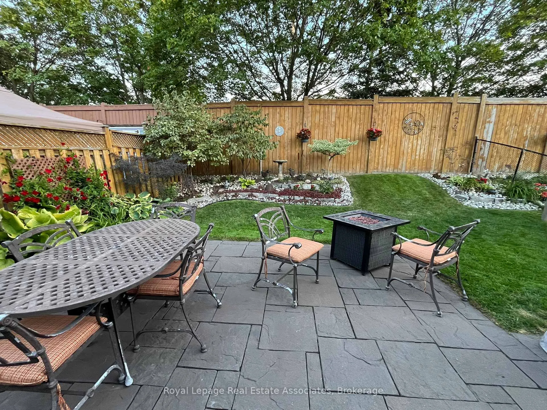 Photo 46 of 1818 Bridlington Court, Mississauga, Meadowvale Village — HOMEH