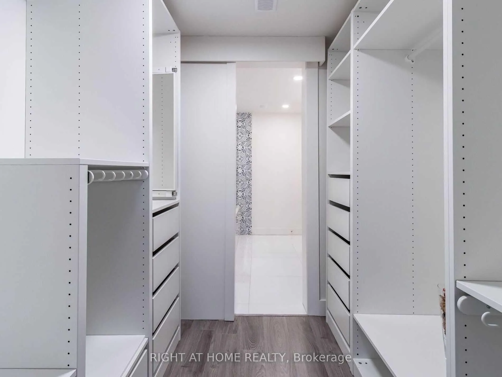 Photo 21 of Unit 215, 101 Bristol Road E, Mississauga, Hurontario — HOMEH