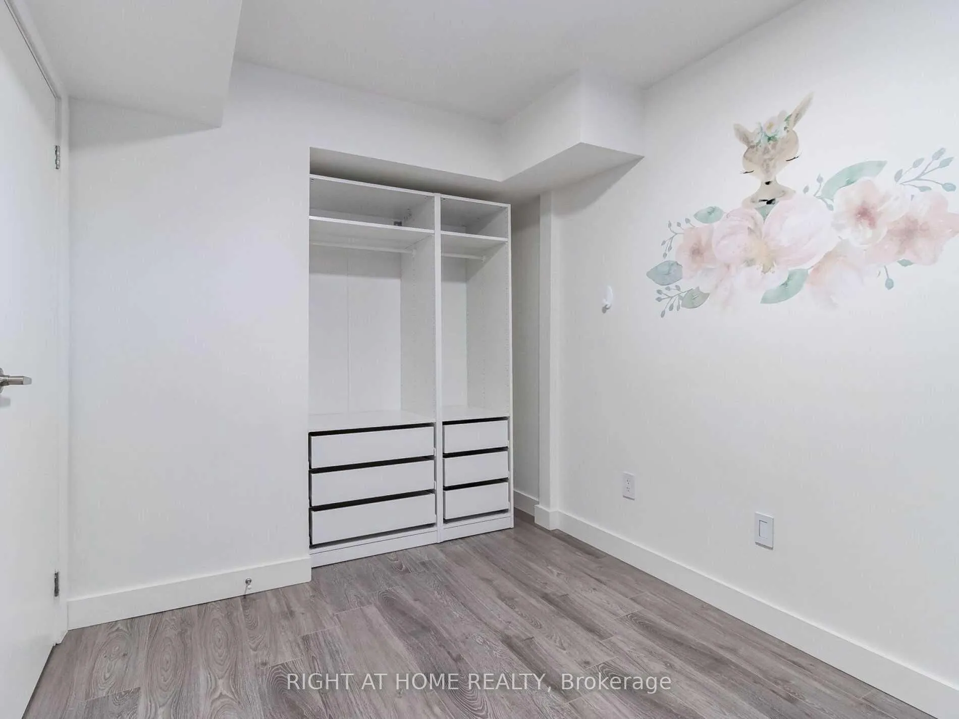 Photo 29 of Unit 215, 101 Bristol Road E, Mississauga, Hurontario — HOMEH