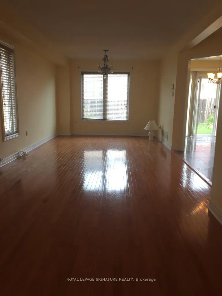 Photo 3 of Unit Upper, 58 Sewells Lane, Brampton, Fletcher's Meadow — HOMEH