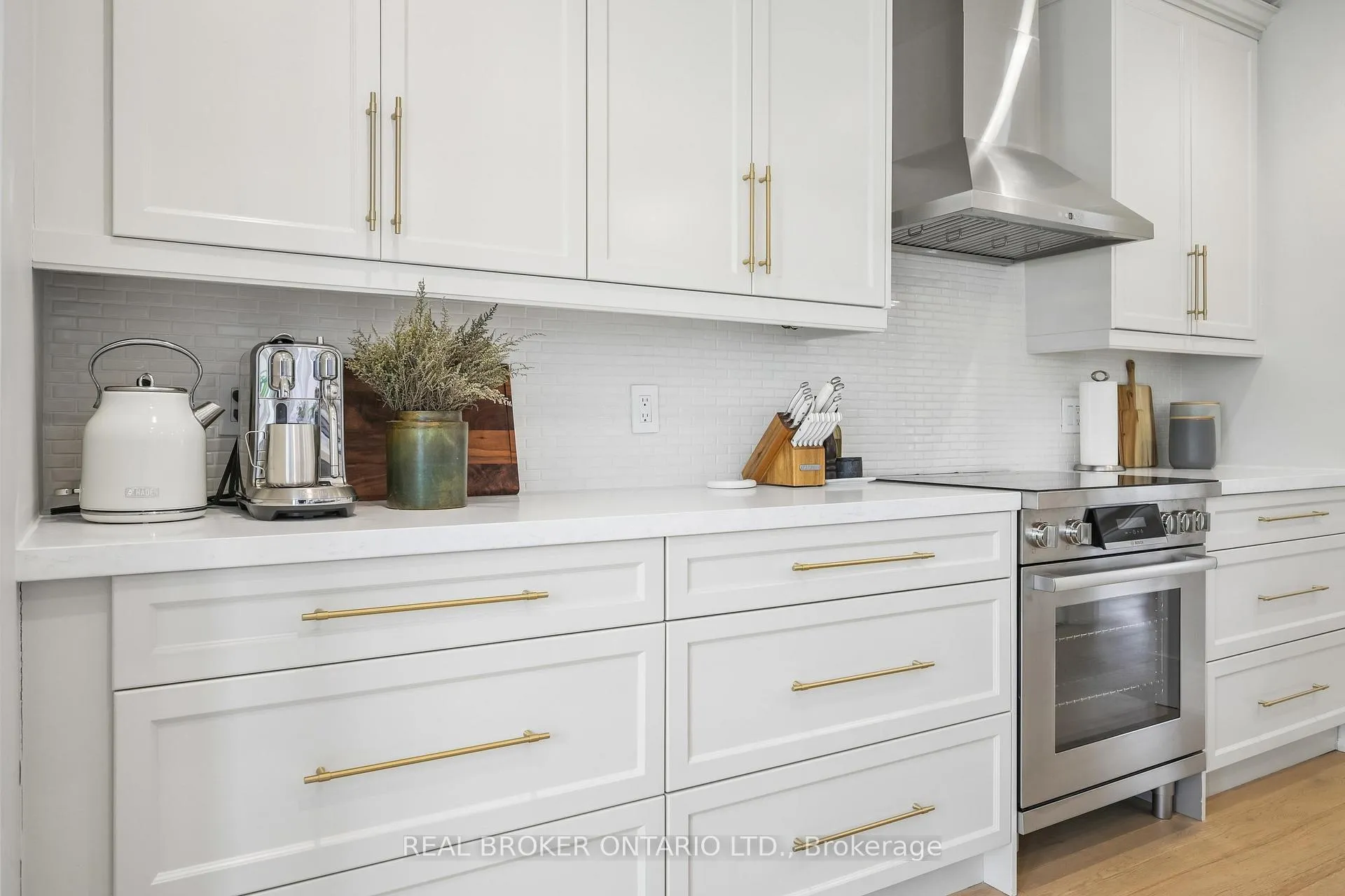Photo 10 of 39 Bowmore Road, Toronto, Woodbine Corridor — HOMEH