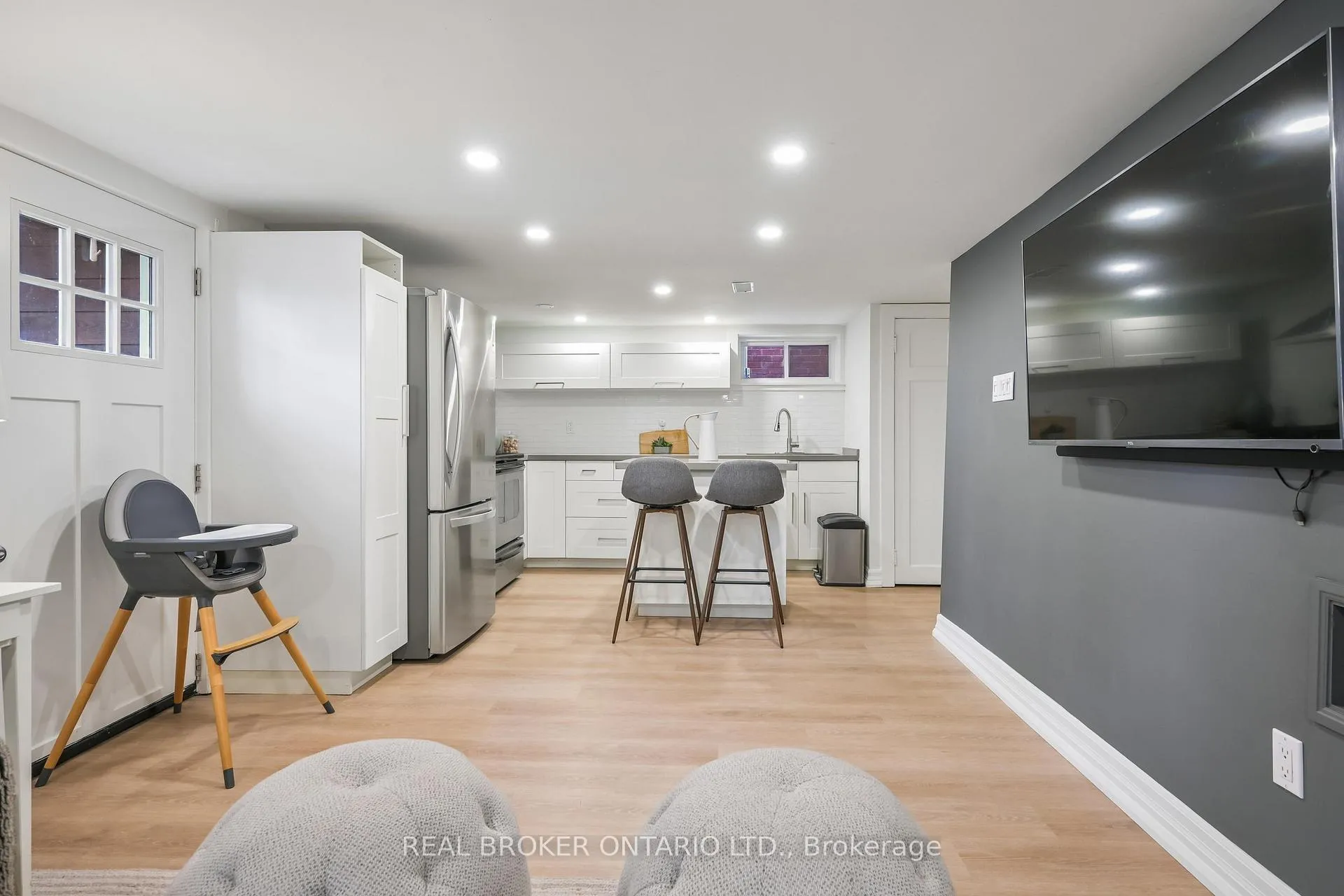 Photo 32 of 39 Bowmore Road, Toronto, Woodbine Corridor — HOMEH