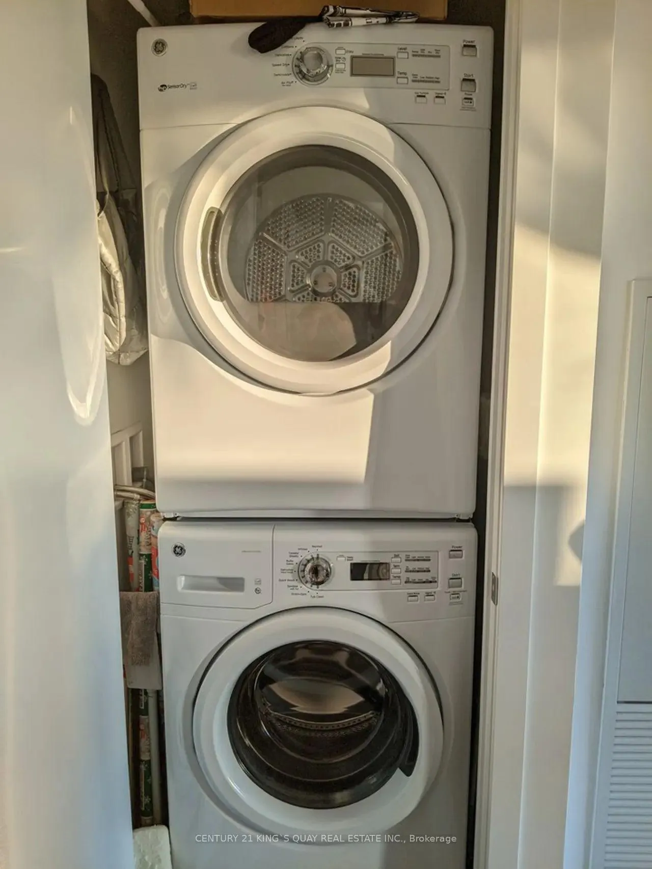 Photo 5 of Unit 1803, 38 Iannuzzi Street, Toronto, Niagara — HOMEH