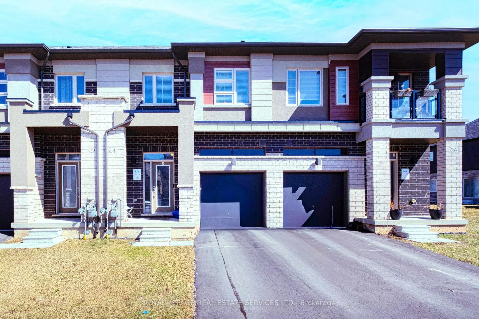 Photo 2 of 24 Copeman Avenue, Brantford — HOMEH