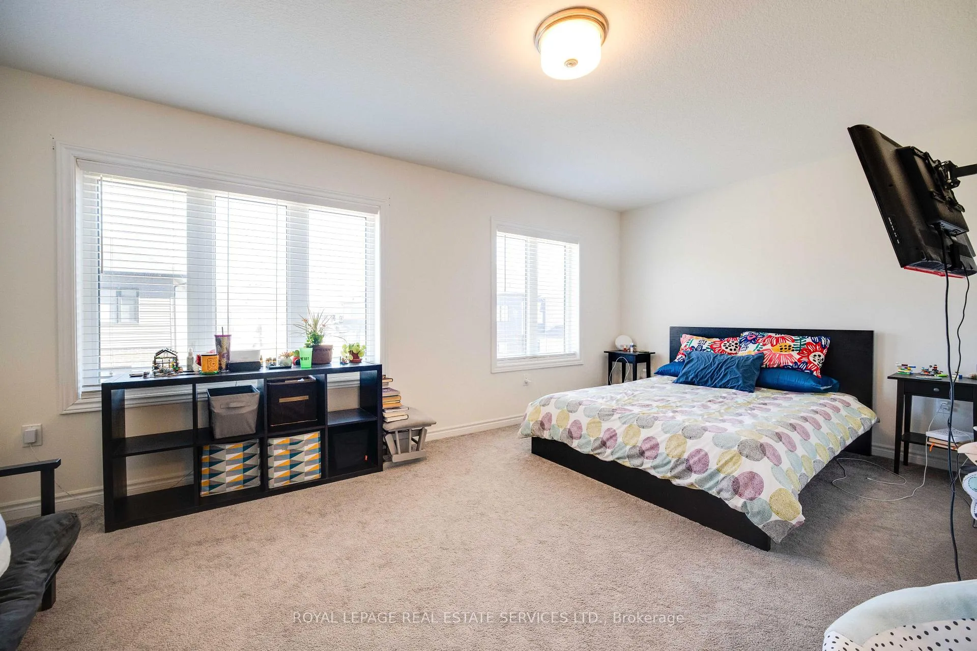Photo 14 of 24 Copeman Avenue, Brantford — HOMEH