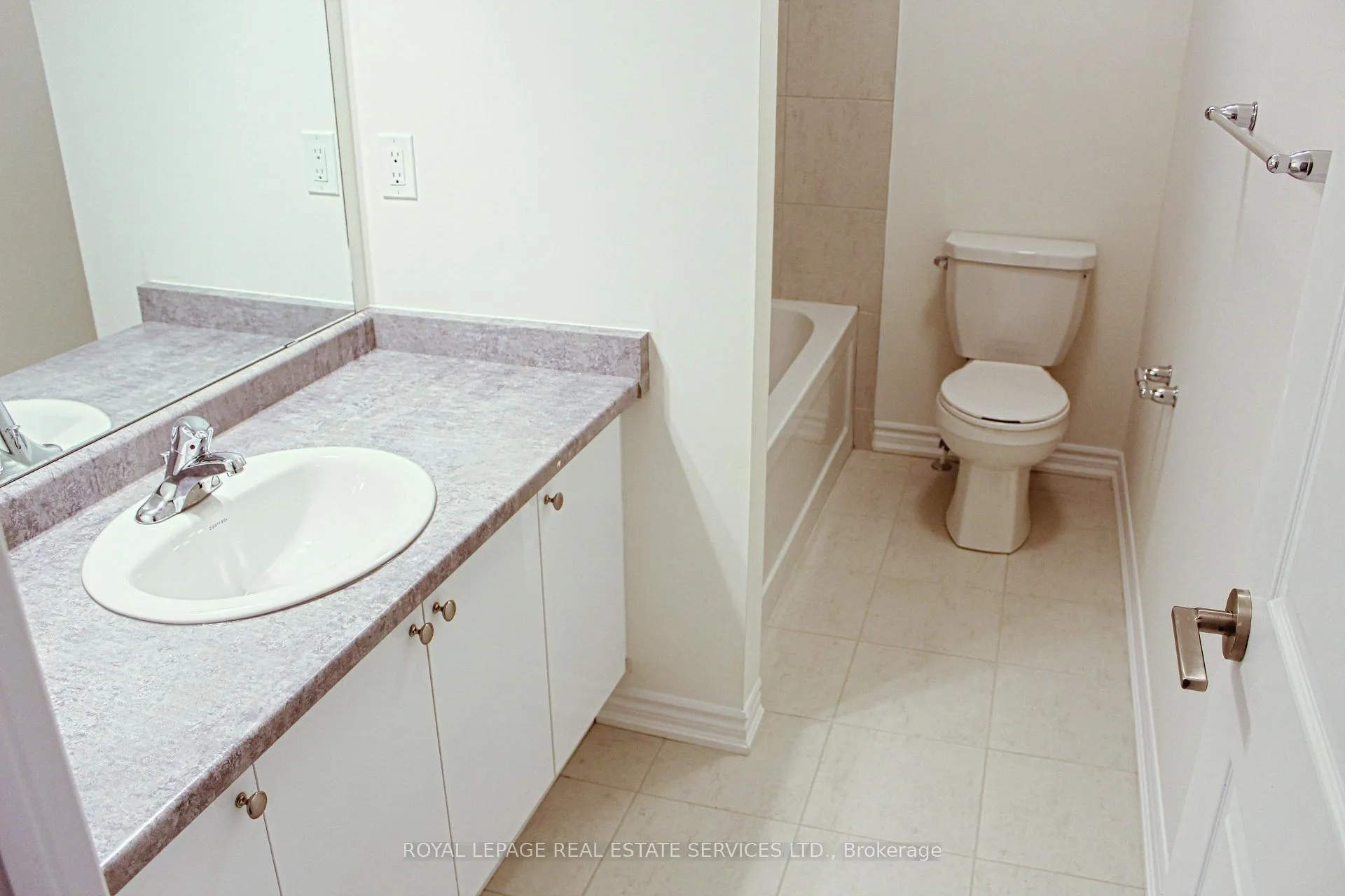Photo 23 of 24 Copeman Avenue, Brantford — HOMEH