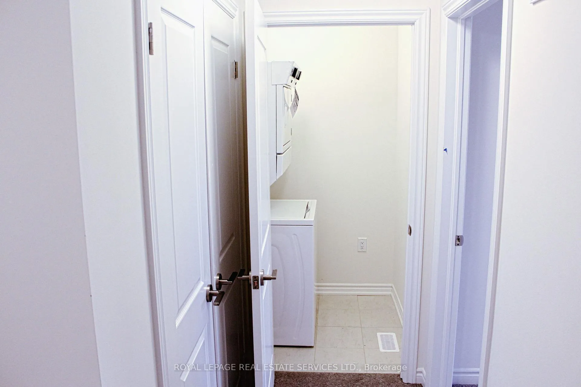 Photo 26 of 24 Copeman Avenue, Brantford — HOMEH