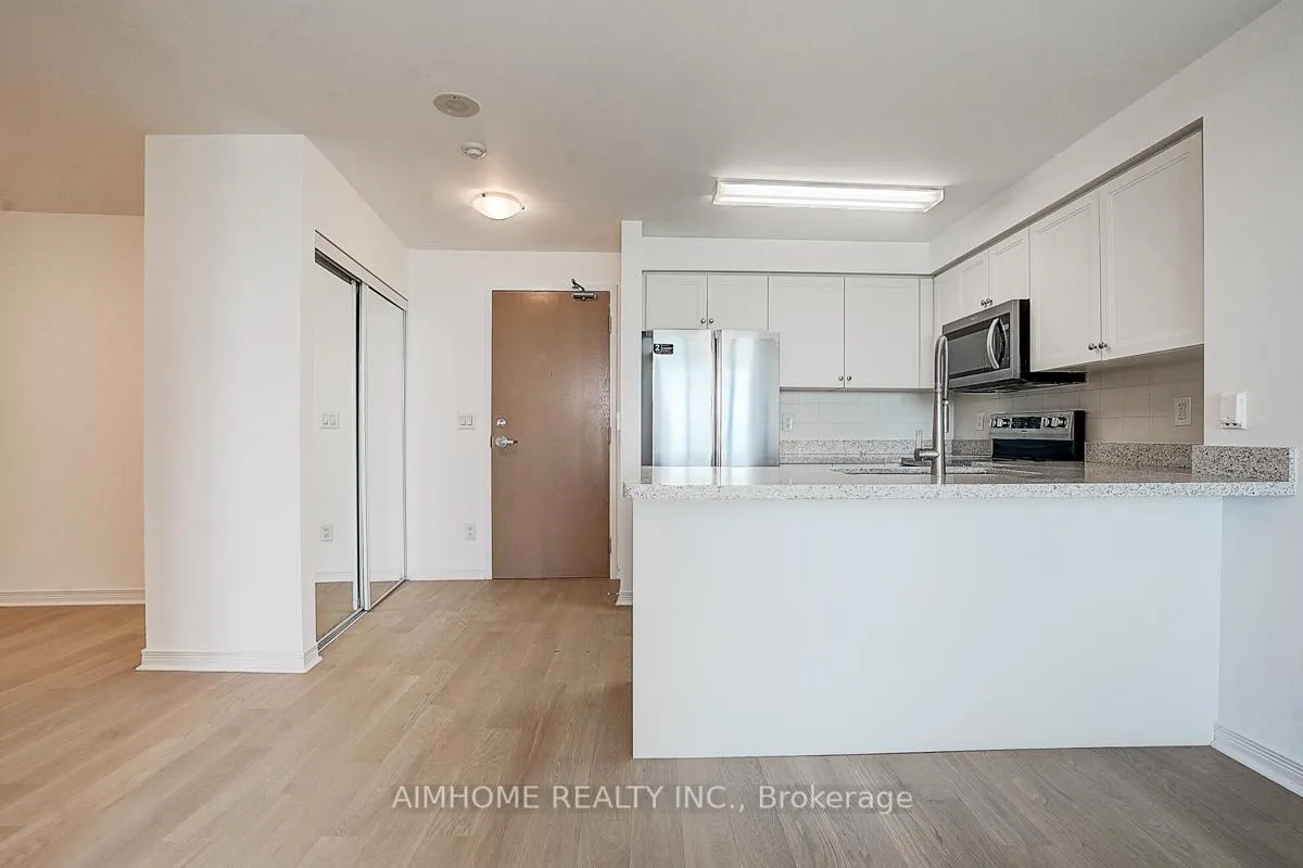 Photo 4 of Unit 2106, 503 Beecroft Road, North York, Willowdale West — HOMEH