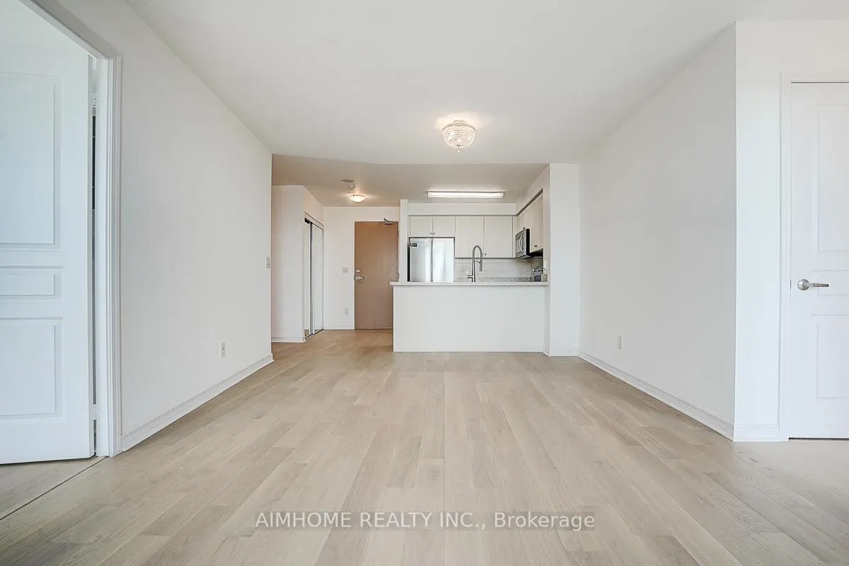 Photo 10 of Unit 2106, 503 Beecroft Road, North York, Willowdale West — HOMEH