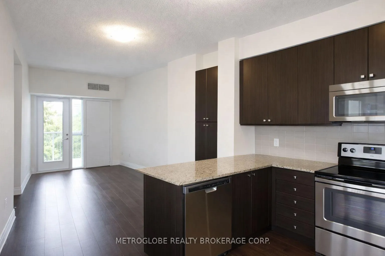 Photo 4 of Unit 505, 8302 Islington Avenue, Vaughan, Islington Woods — HOMEH