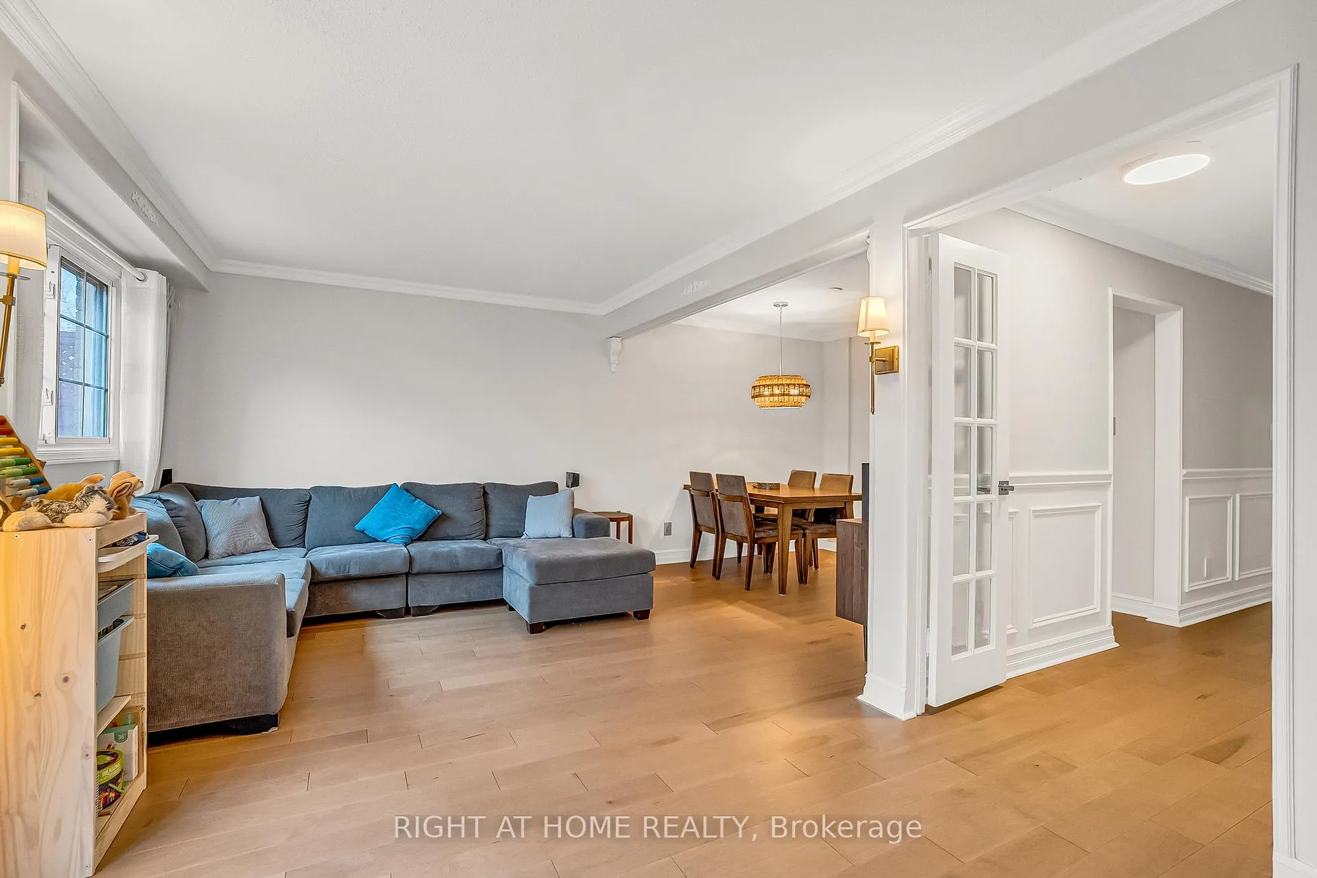 Photo 9 of 1205 Shagbark Crescent, Mississauga, Creditview — HOMEH
