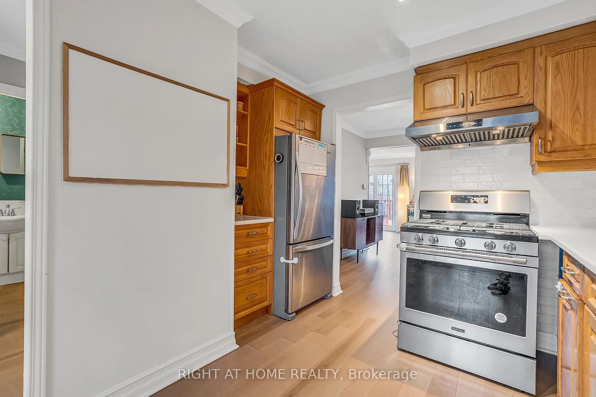 Photo 18 of 1205 Shagbark Crescent, Mississauga, Creditview — HOMEH