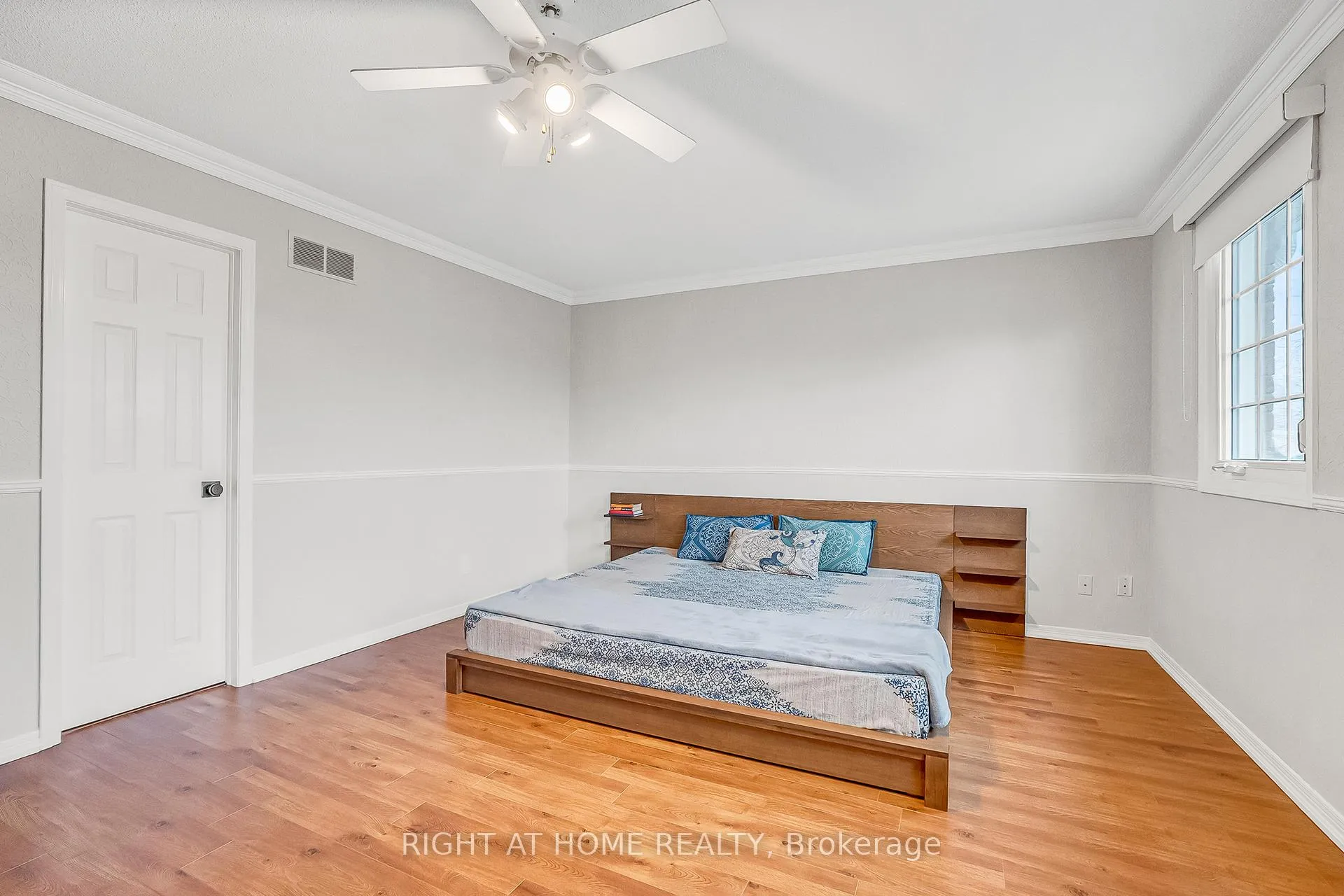 Photo 24 of 1205 Shagbark Crescent, Mississauga, Creditview — HOMEH