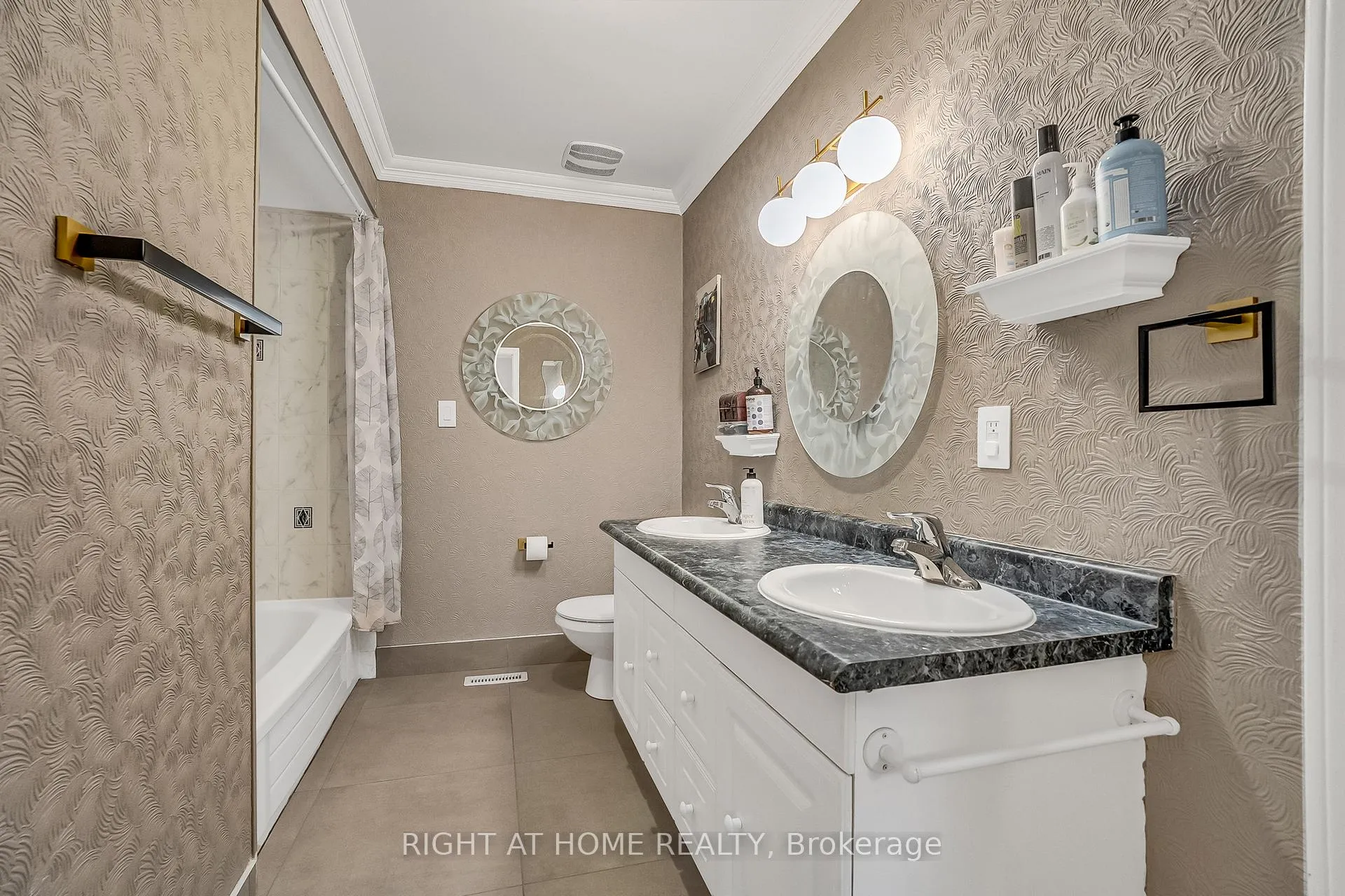 Photo 33 of 1205 Shagbark Crescent, Mississauga, Creditview — HOMEH