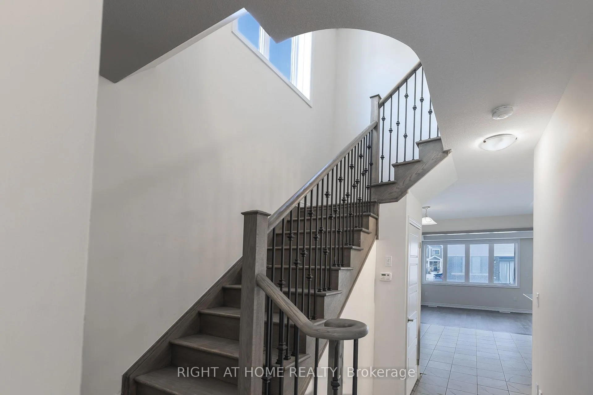 Photo 8 of 60 Concord Drive, Thorold, Rolling Meadows — HOMEH