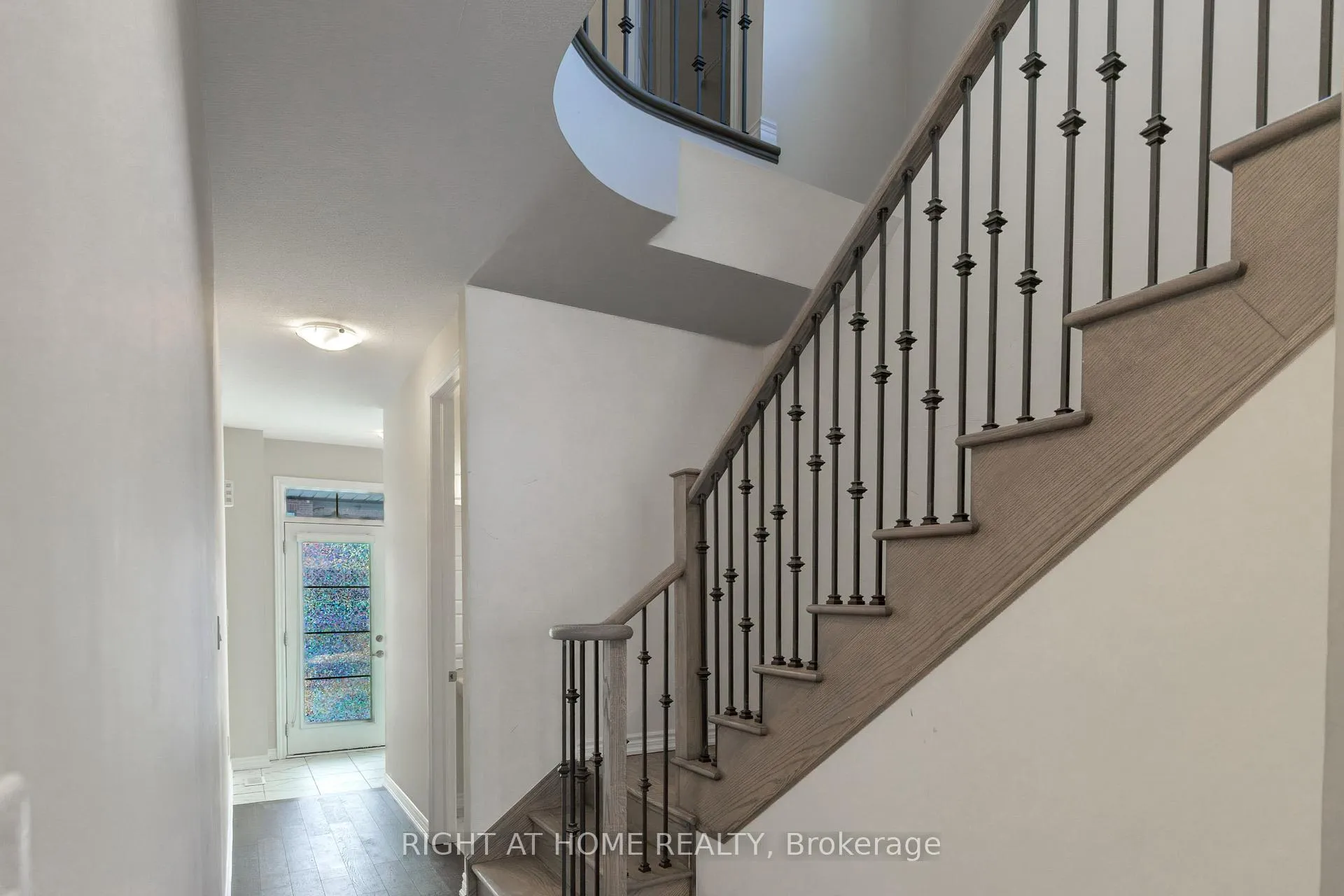 Photo 9 of 60 Concord Drive, Thorold, Rolling Meadows — HOMEH