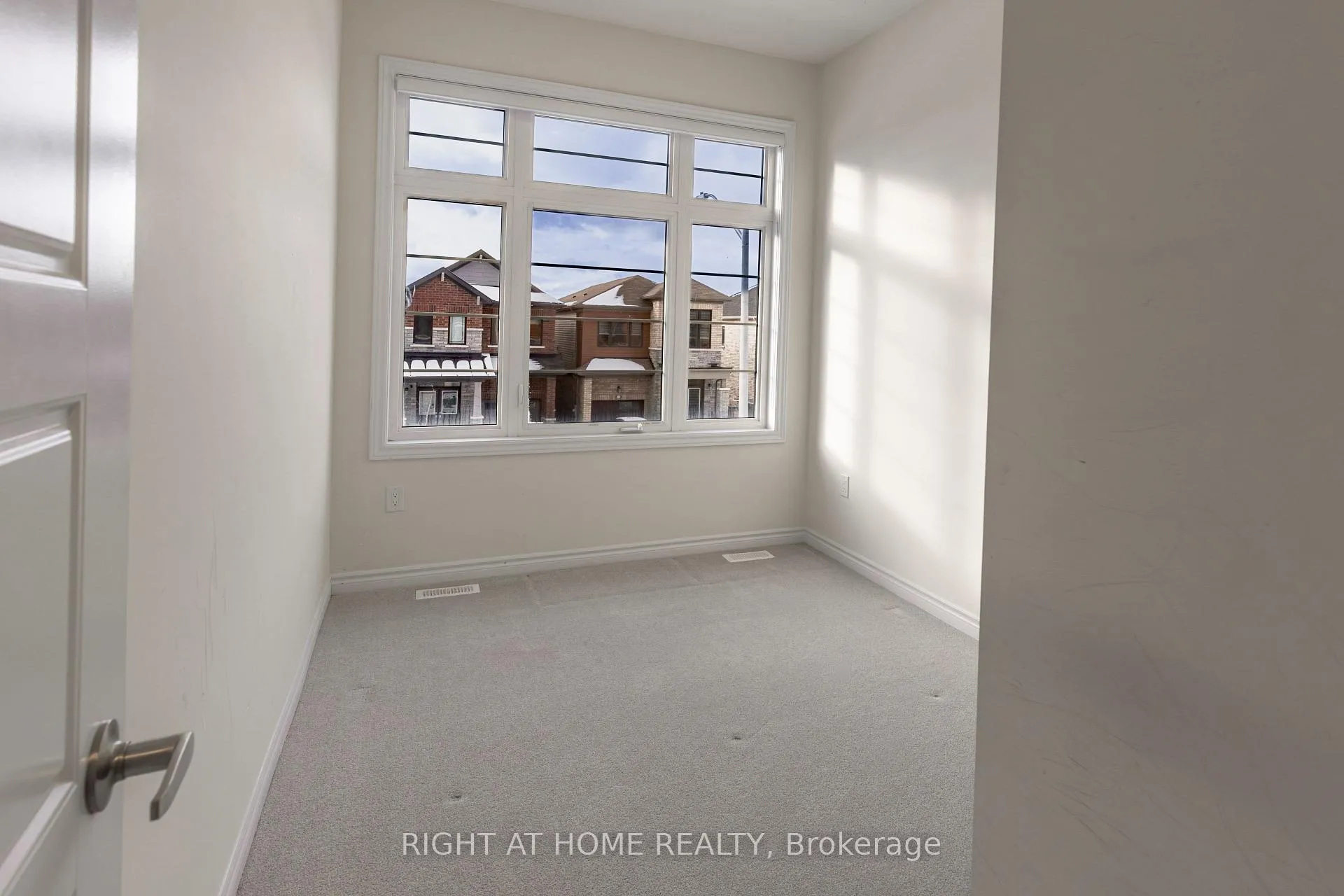Photo 37 of 60 Concord Drive, Thorold, Rolling Meadows — HOMEH