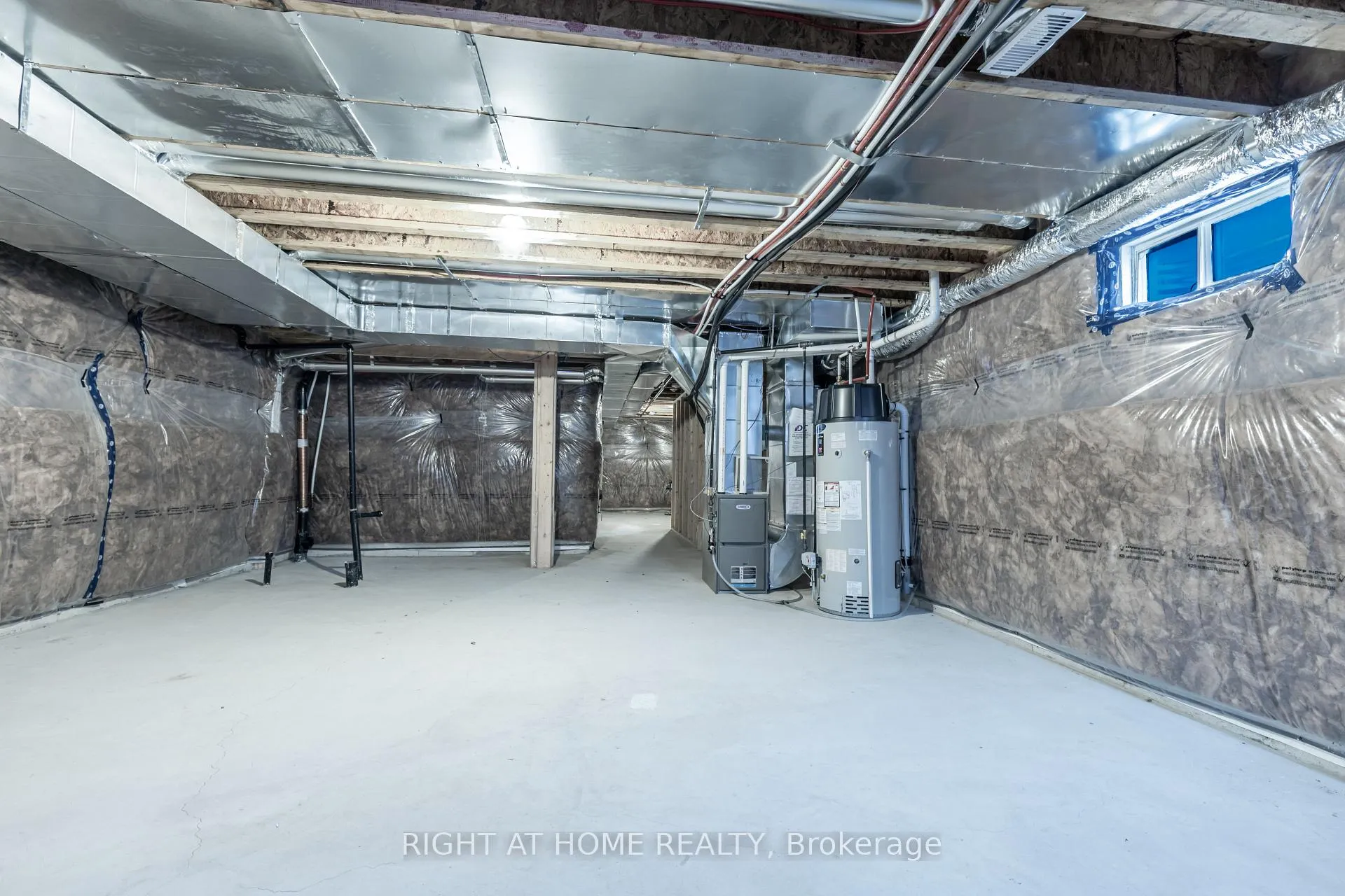 Photo 42 of 60 Concord Drive, Thorold, Rolling Meadows — HOMEH