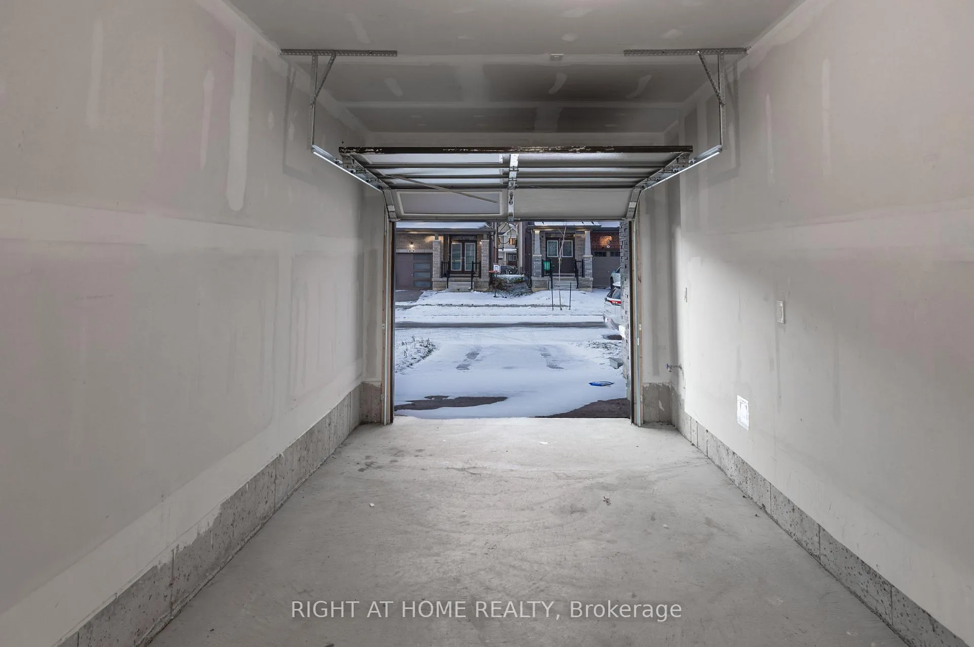 Photo 45 of 60 Concord Drive, Thorold, Rolling Meadows — HOMEH