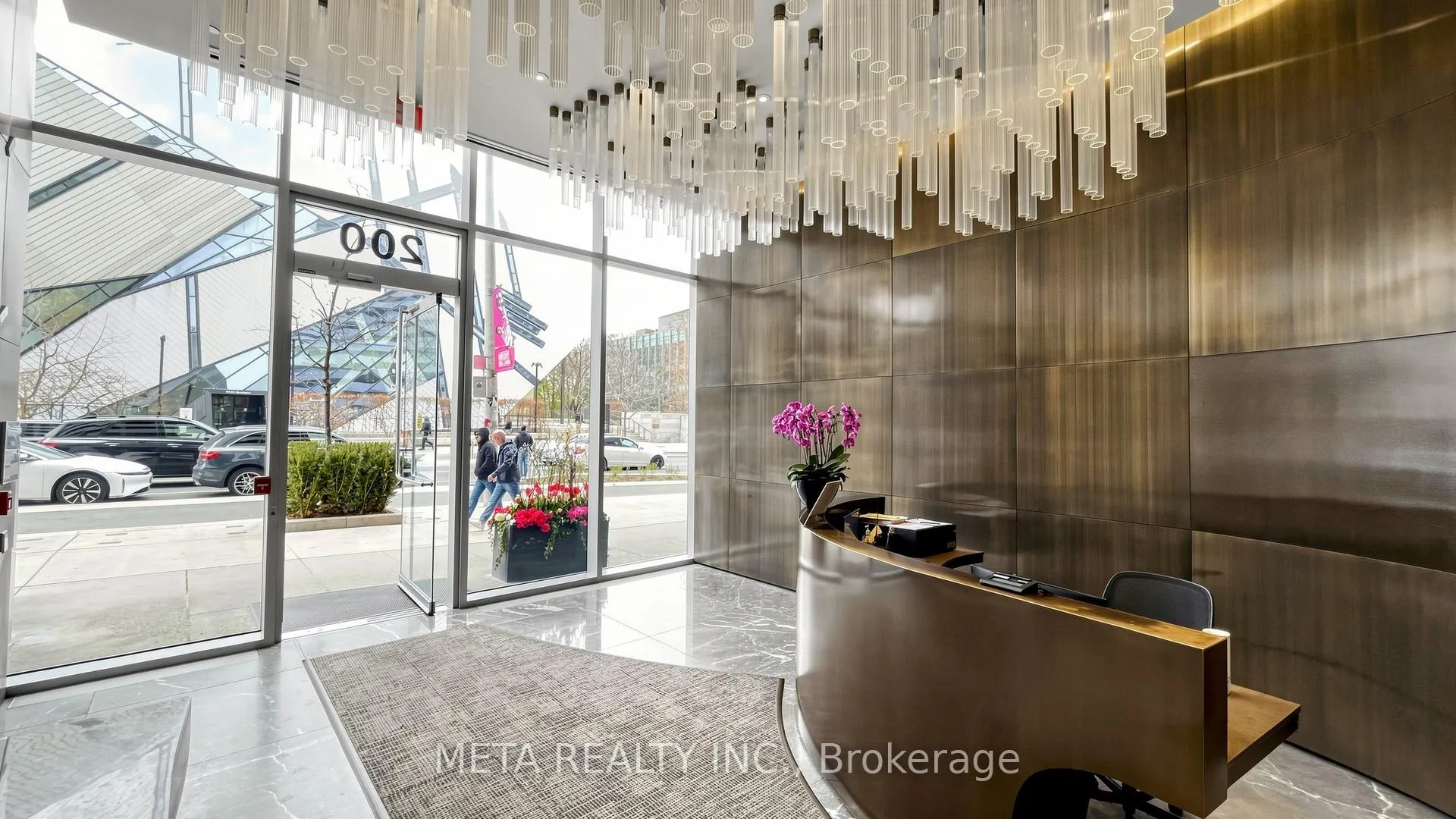 Photo 3 of Unit 2502, 200 Bloor Street W, Toronto, The Annex — HOMEH