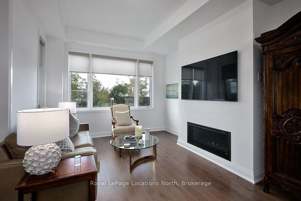 Photo 7 of Unit 6, 11 Bay Street E, Blue Mountains — HOMEH