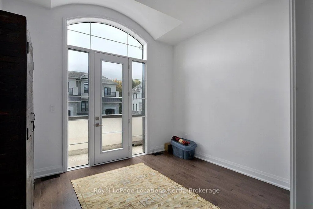 Photo 12 of Unit 6, 11 Bay Street E, Blue Mountains — HOMEH