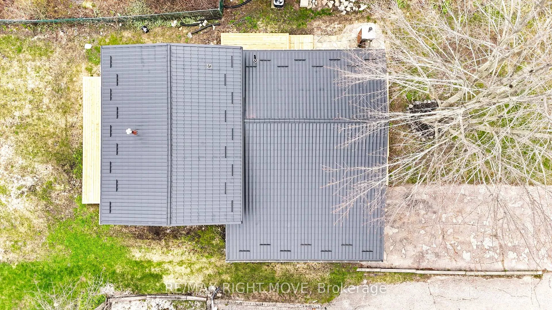 Photo 4 of 406 Sundial Drive, Orillia — HOMEH