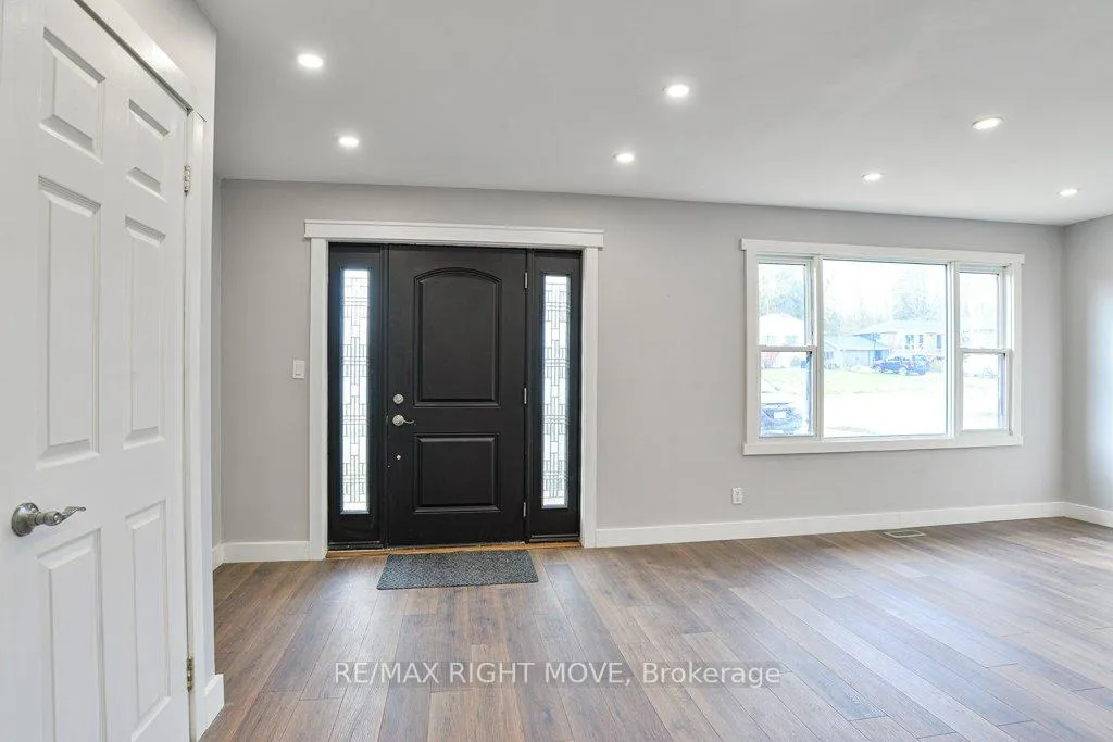 Photo 8 of 406 Sundial Drive, Orillia — HOMEH