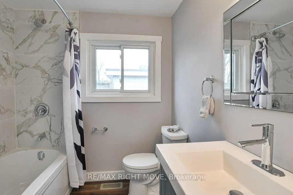 Photo 21 of 406 Sundial Drive, Orillia — HOMEH