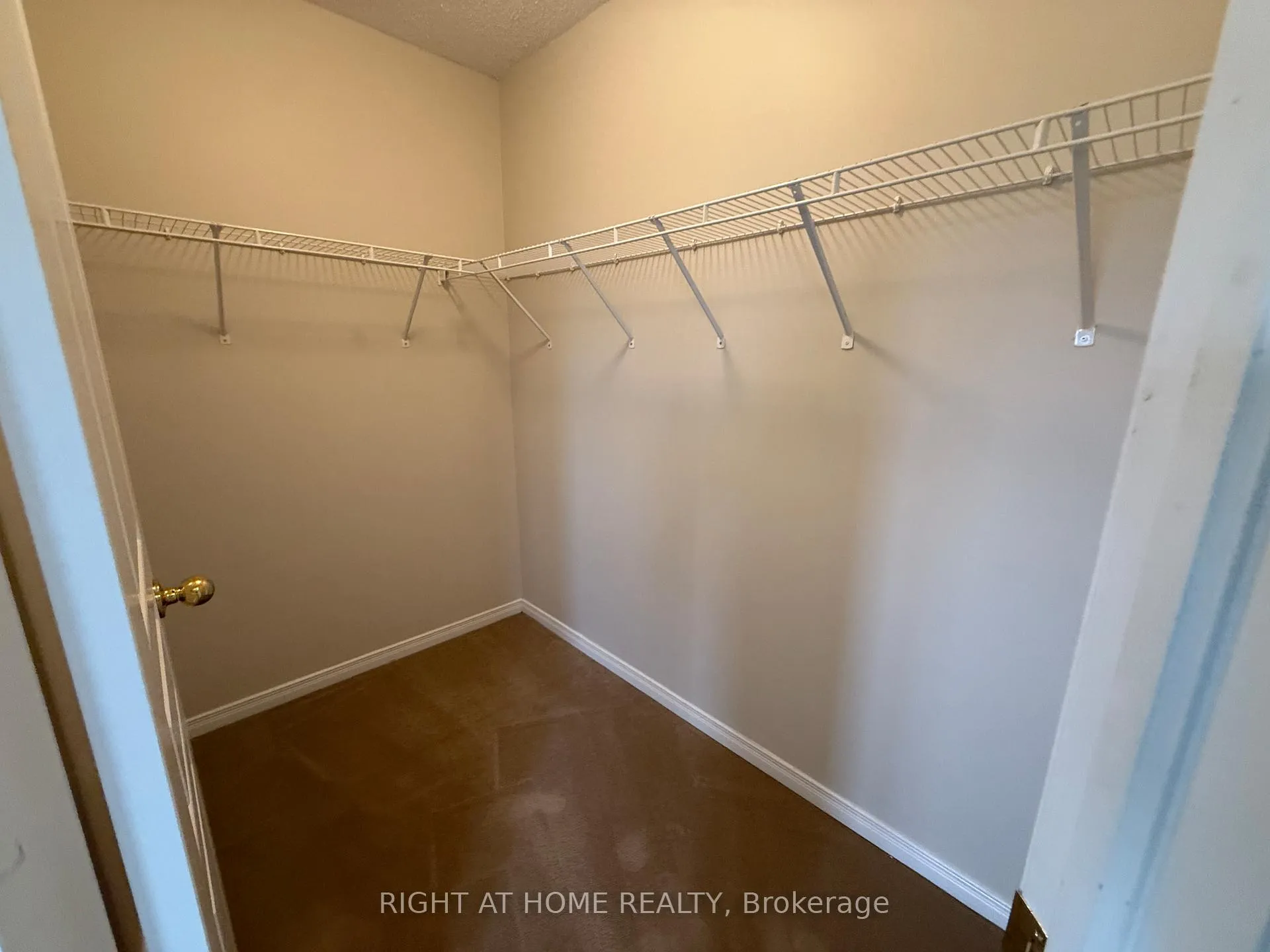 Photo 18 of 780 Carlisle Street, Cobourg — HOMEH
