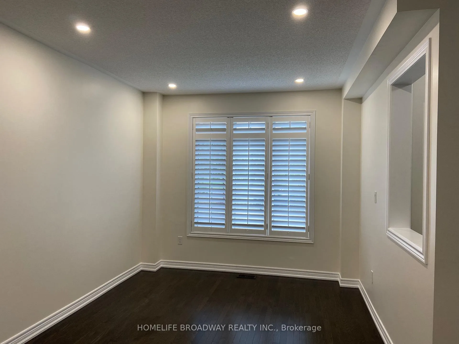 Photo 2 of 878 Castlemore Avenue, Markham, Wismer — HOMEH