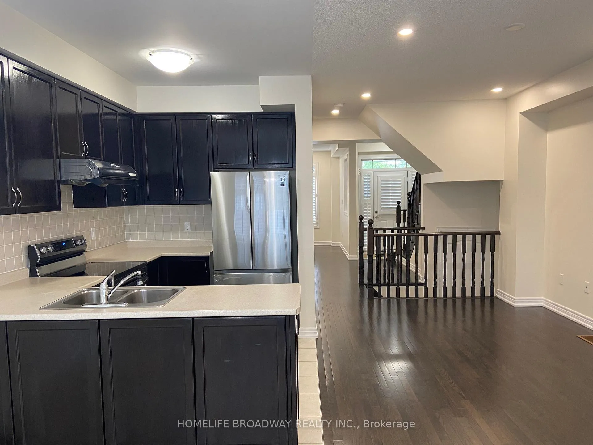 Photo 6 of 878 Castlemore Avenue, Markham, Wismer — HOMEH