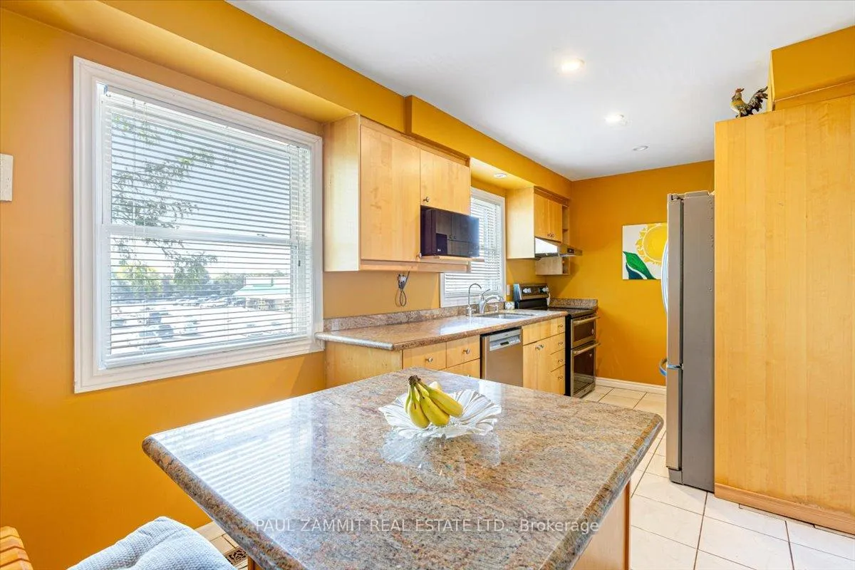 Photo 10 of 61 Nottinghill Road, Markham, German Mills — HOMEH