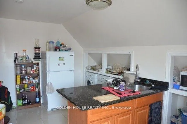 Photo 10 of 443 Broadview Avenue S, Toronto, North Riverdale — HOMEH