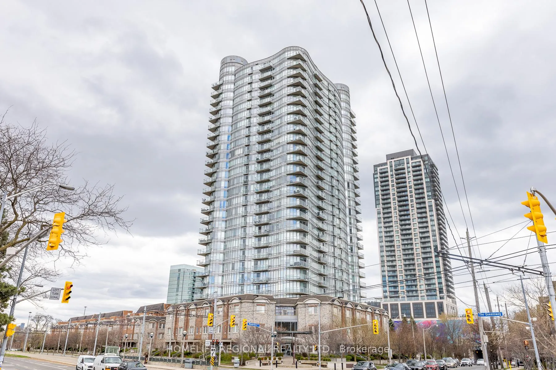 Front of Unit 204, 15 Windermere Avenue