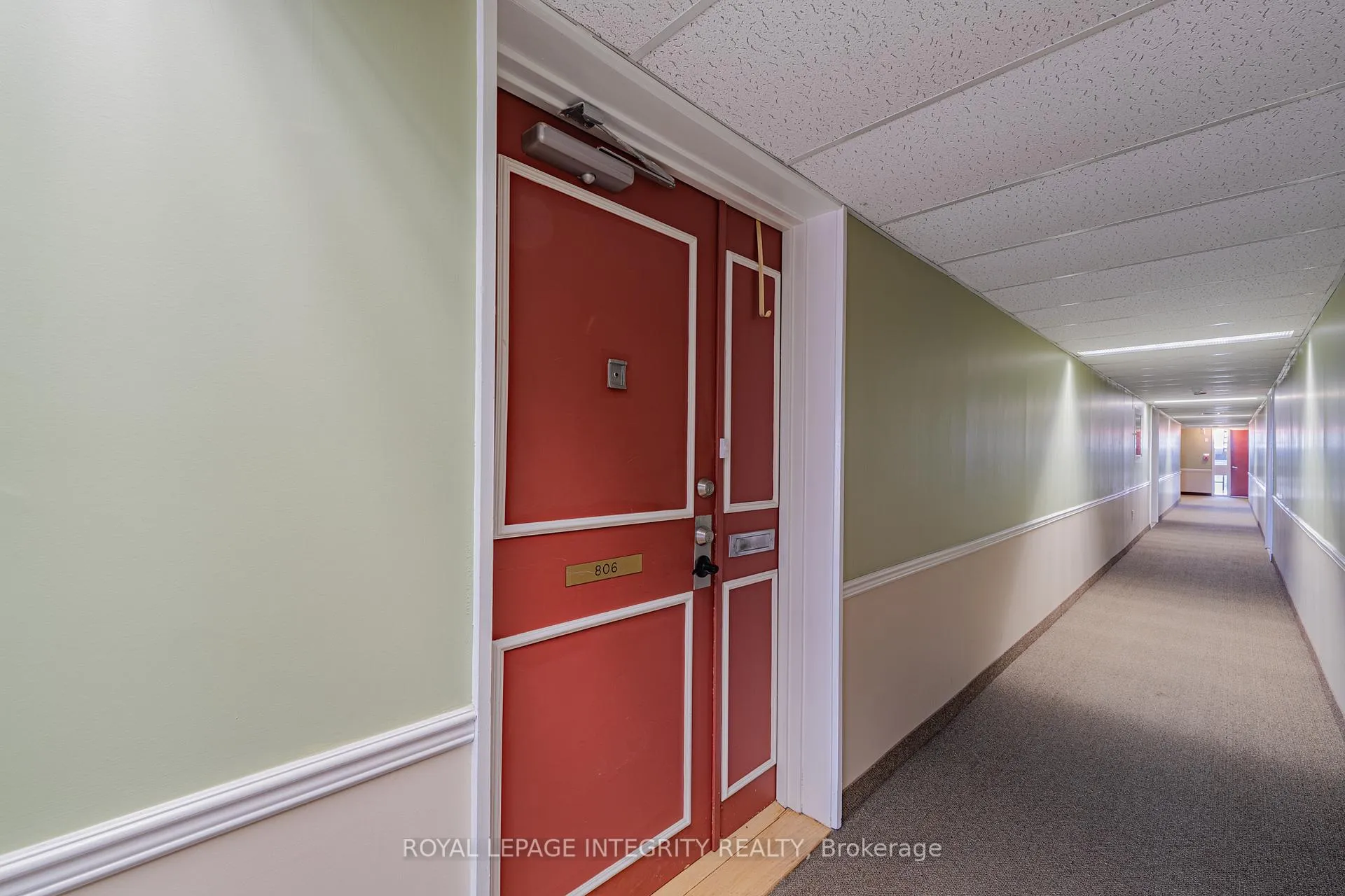 Photo 5 of Unit 806, 1356 Meadowlands Drive E, Ottawa, Borden Farm/Stewart Farm/Carleton Heights/Parkwood Hills — HOMEH