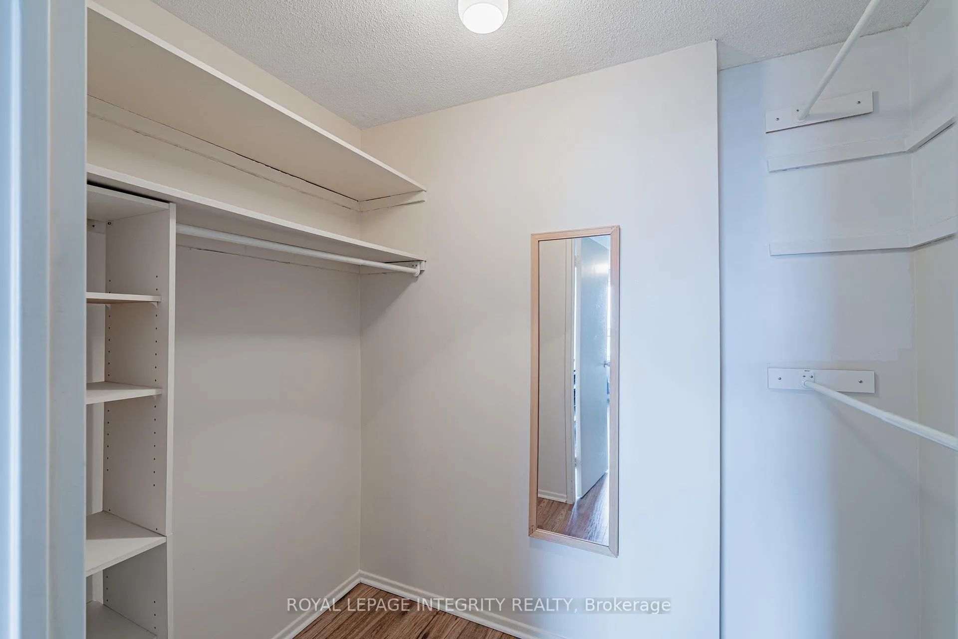 Photo 22 of Unit 806, 1356 Meadowlands Drive E, Ottawa, Borden Farm/Stewart Farm/Carleton Heights/Parkwood Hills — HOMEH