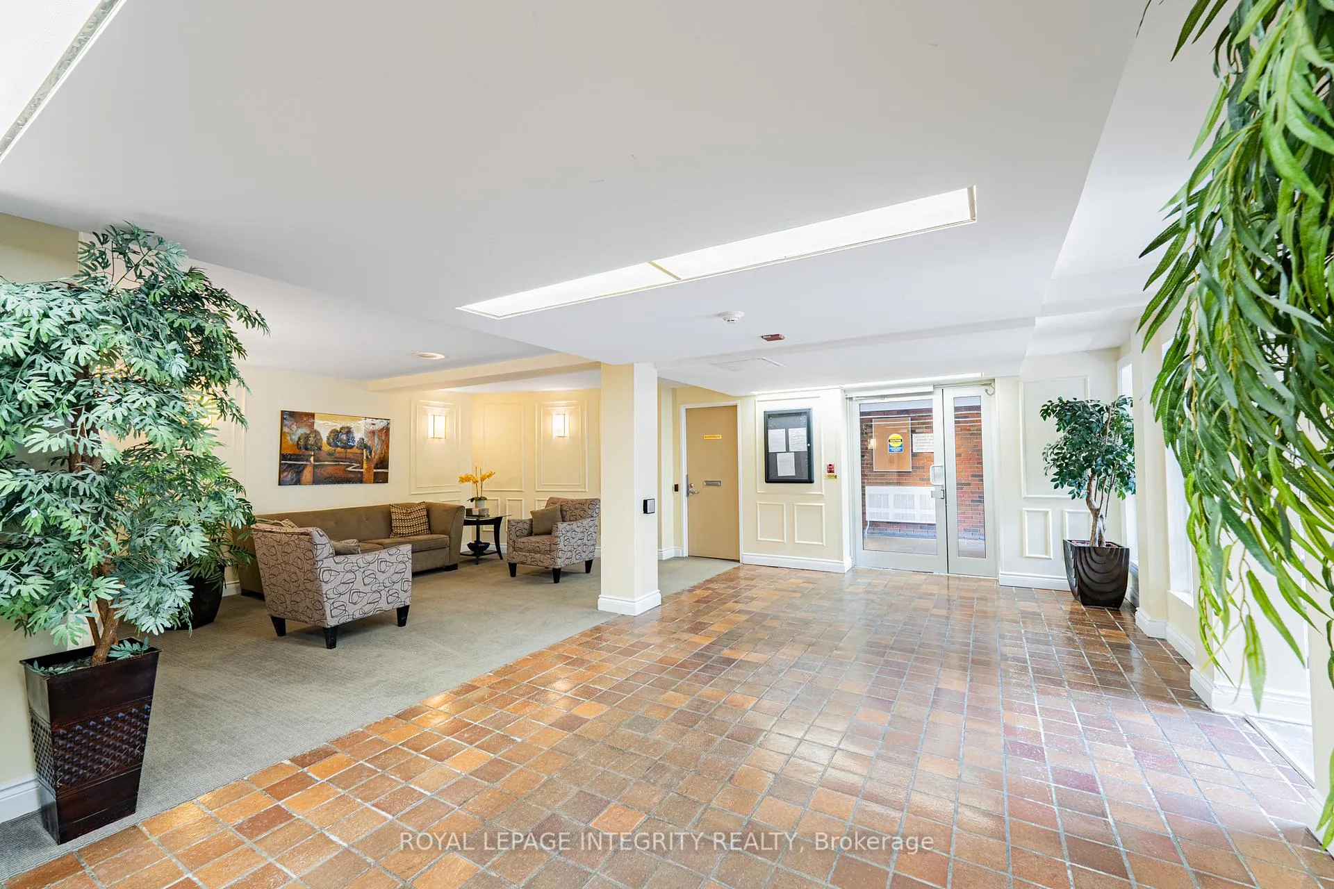 Photo 27 of Unit 806, 1356 Meadowlands Drive E, Ottawa, Borden Farm/Stewart Farm/Carleton Heights/Parkwood Hills — HOMEH