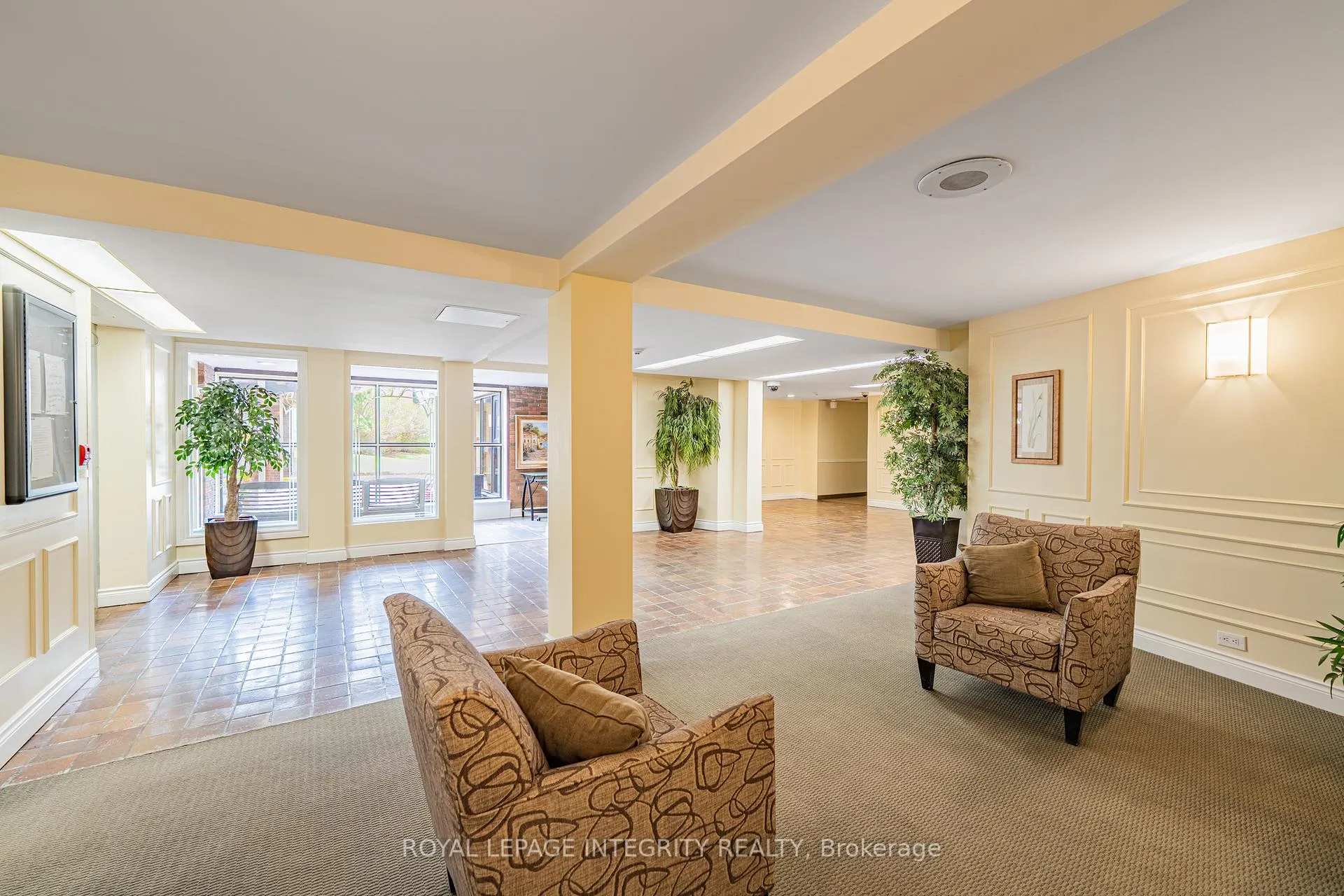 Photo 33 of Unit 806, 1356 Meadowlands Drive E, Ottawa, Borden Farm/Stewart Farm/Carleton Heights/Parkwood Hills — HOMEH