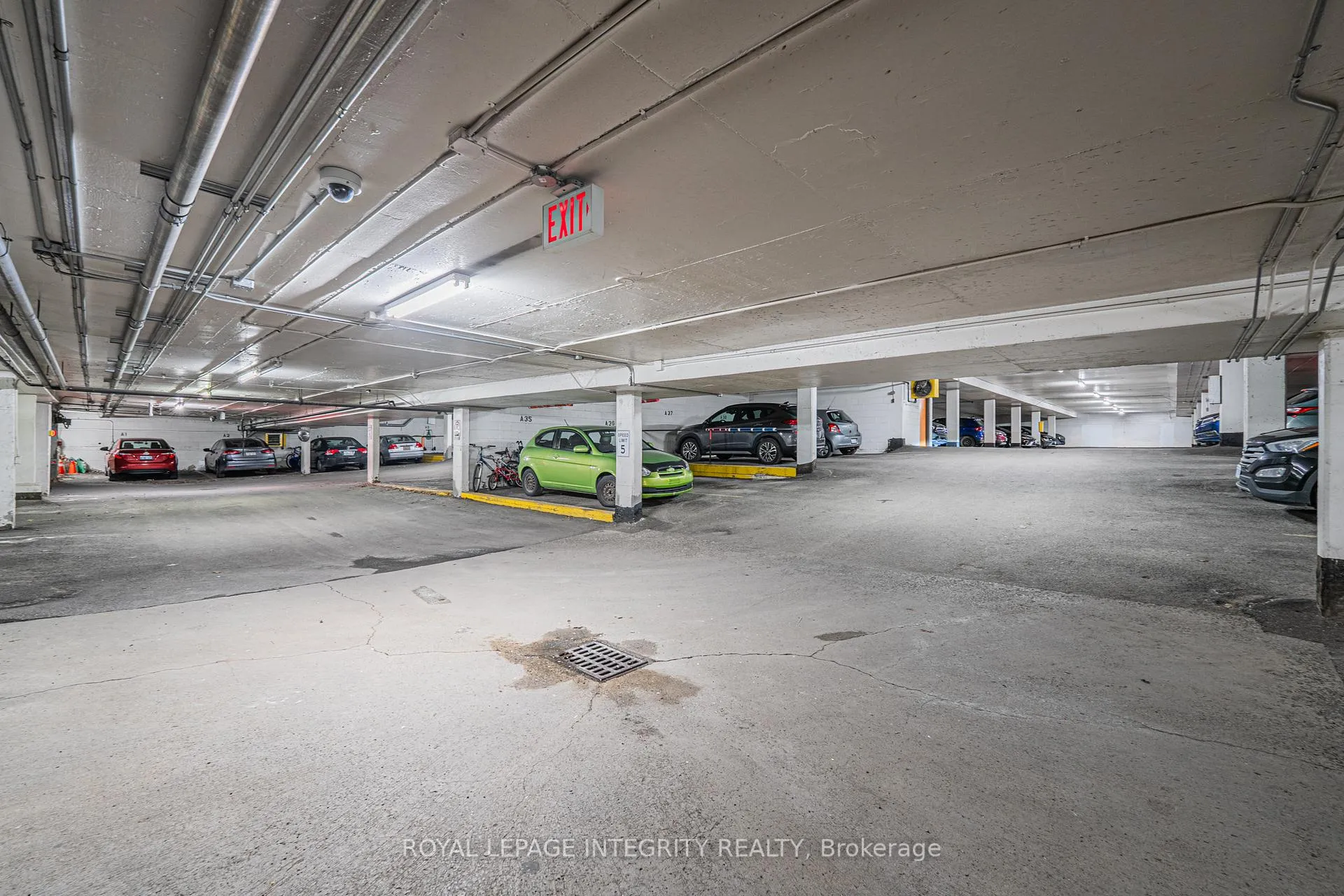 Photo 37 of Unit 806, 1356 Meadowlands Drive E, Ottawa, Borden Farm/Stewart Farm/Carleton Heights/Parkwood Hills — HOMEH
