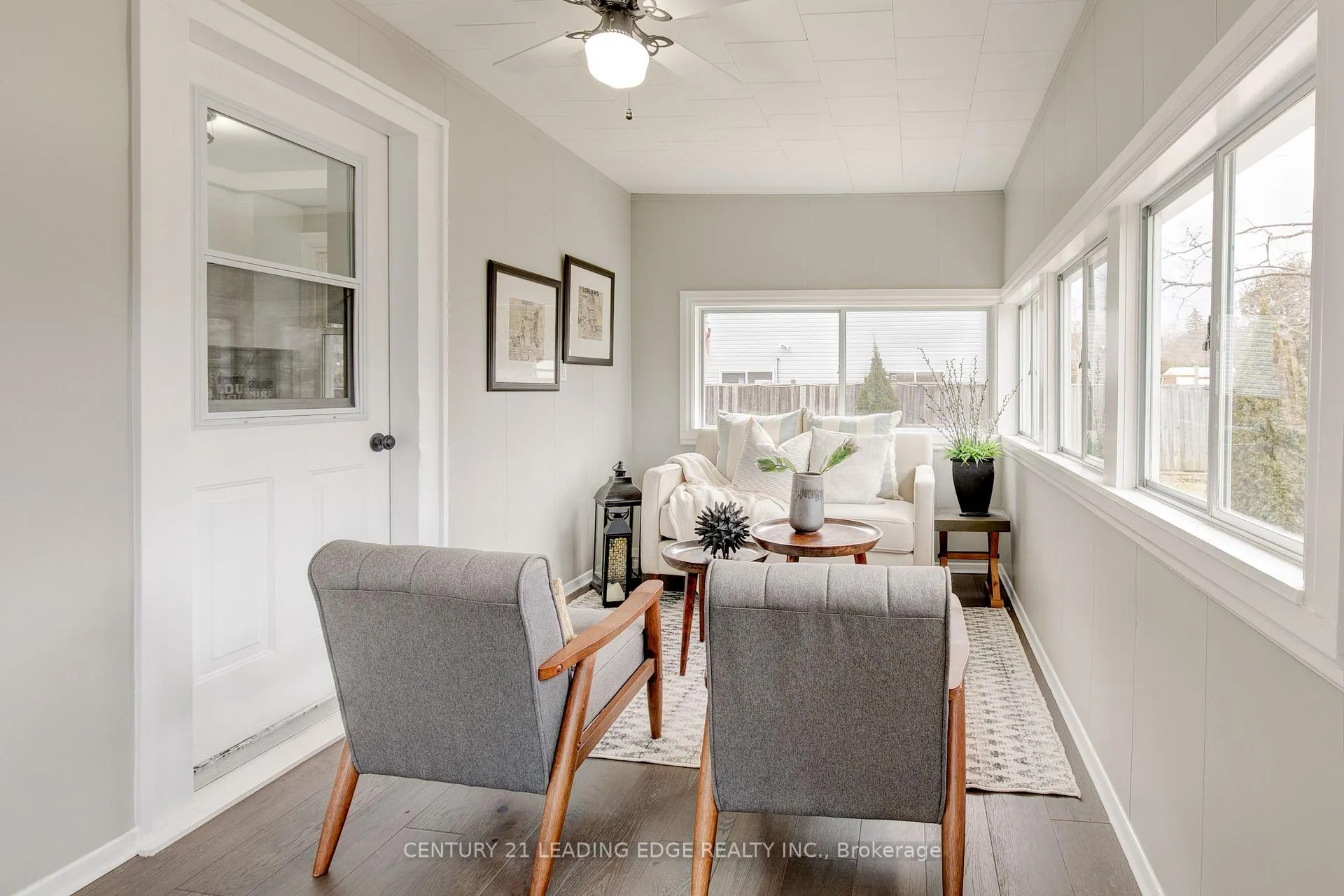 Photo 2 of 237 Boyers Road, Georgina, Historic Lakeshore Communities — HOMEH