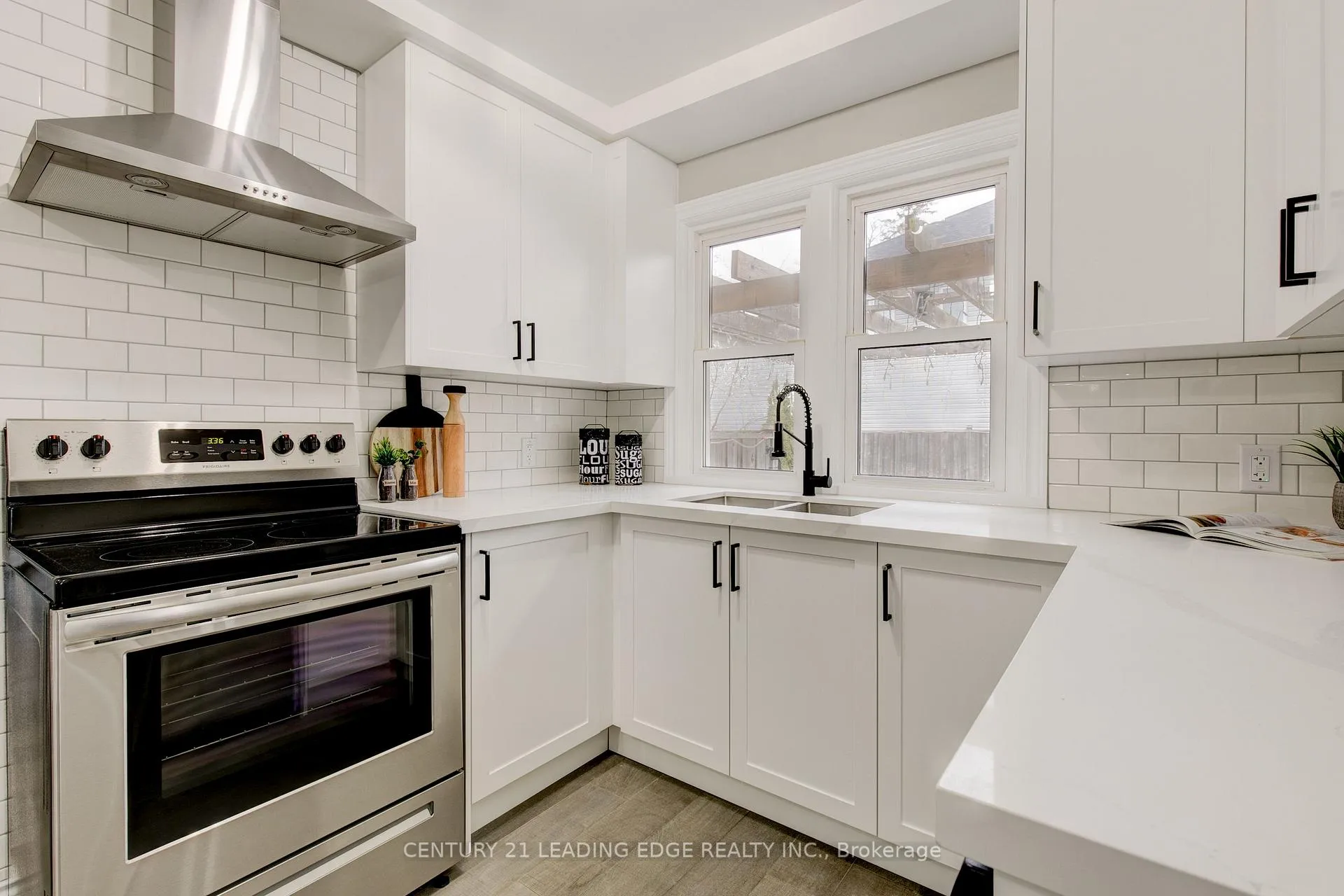 Photo 17 of 237 Boyers Road, Georgina, Historic Lakeshore Communities — HOMEH