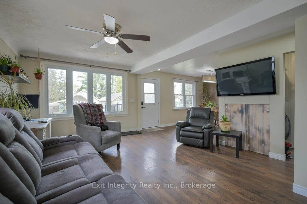 Photo 10 of 98 Morton Avenue W, Brant, Brantford Twp — HOMEH