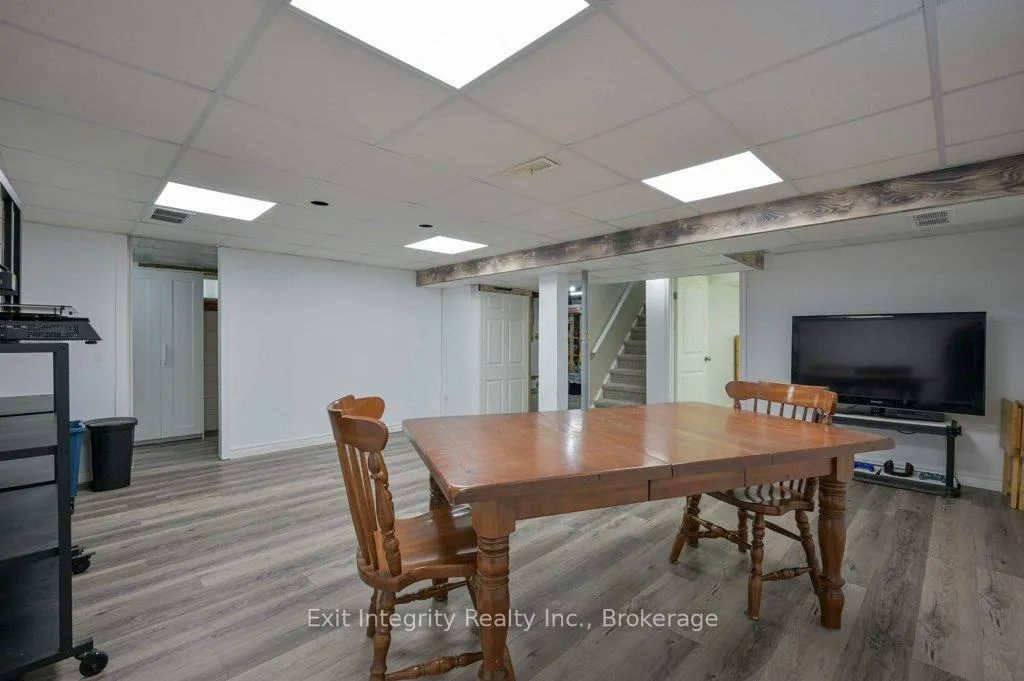 Photo 25 of 98 Morton Avenue W, Brant, Brantford Twp — HOMEH