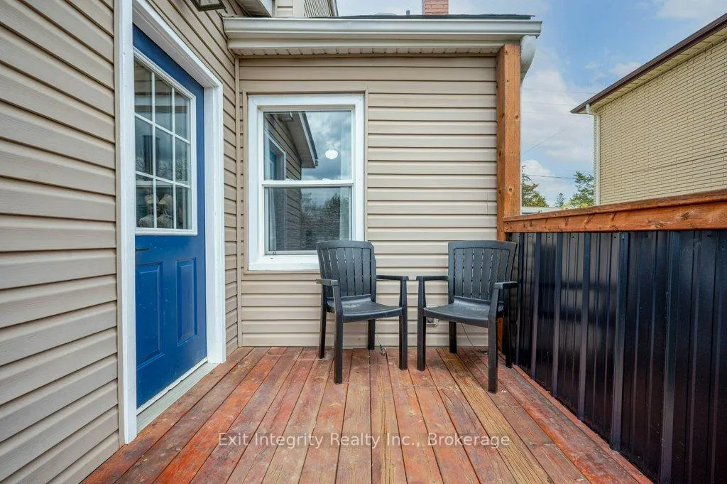 Photo 31 of 98 Morton Avenue W, Brant, Brantford Twp — HOMEH