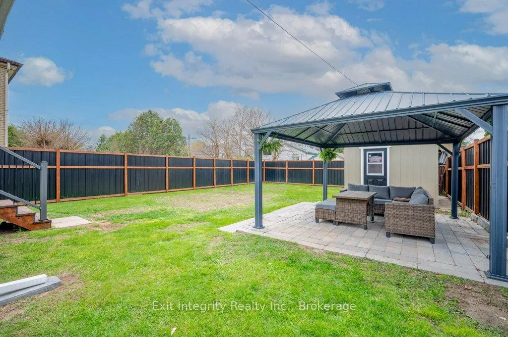 Photo 37 of 98 Morton Avenue W, Brant, Brantford Twp — HOMEH