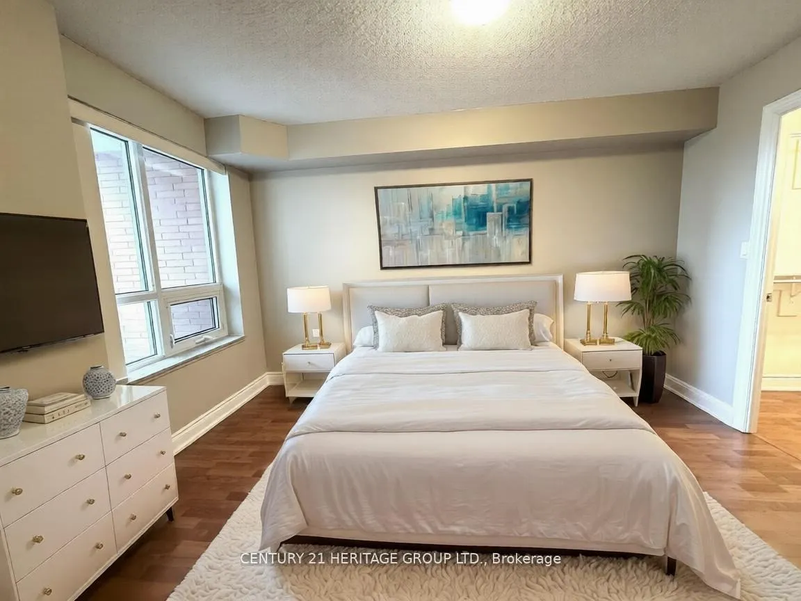 Photo 3 of Unit 320, 60 South Town Centre Boulevard, Markham, Unionville — HOMEH