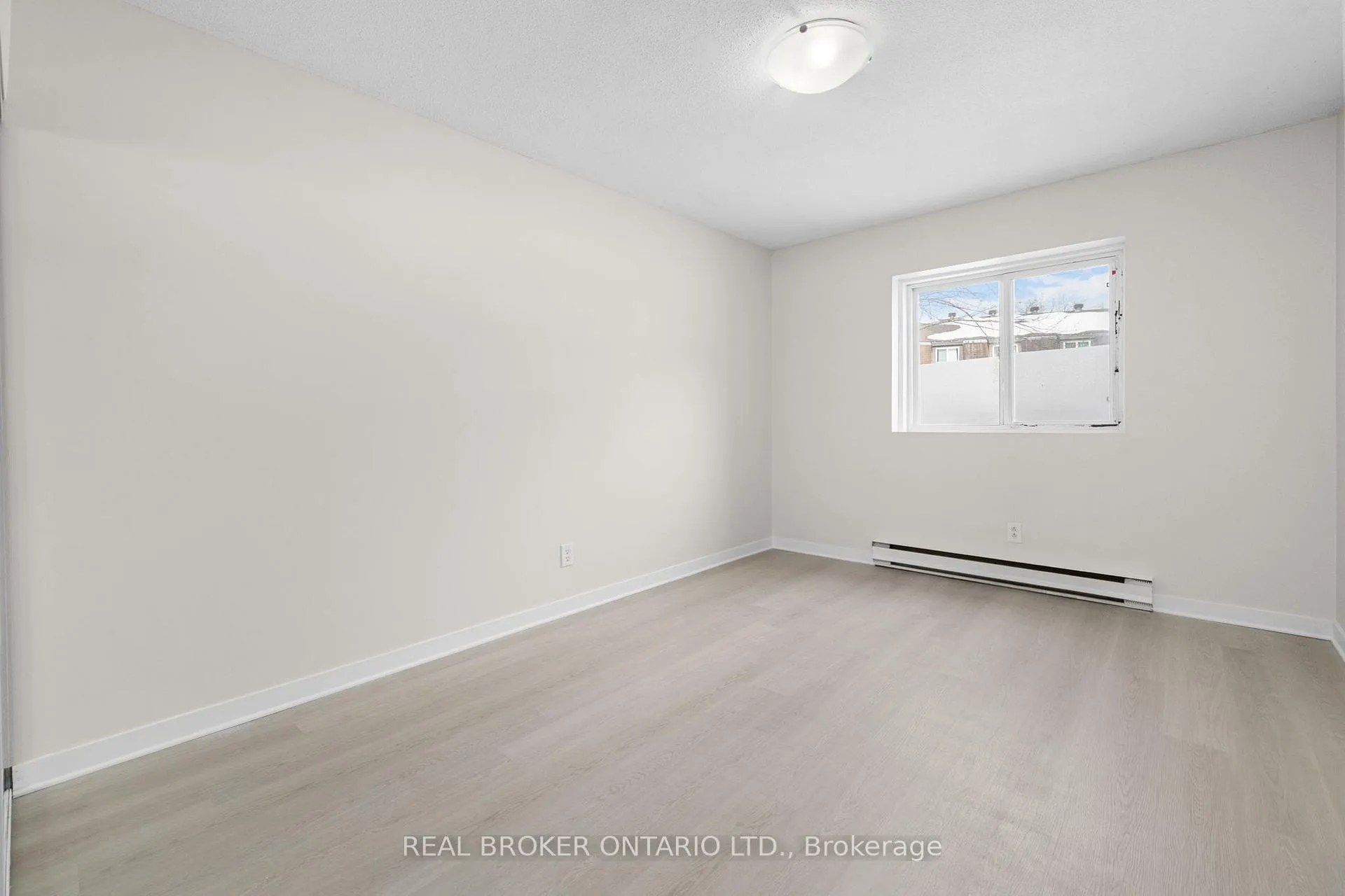 Photo 11 of Unit 103C, 2041 Arrowsmith Drive, Ottawa, Beacon Hill South — HOMEH